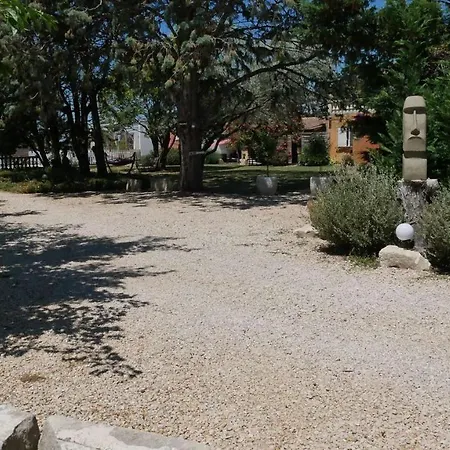 Mas Maurane - L'olivier Avec Prive Aux Portes D'arles Holiday home *